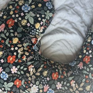 2 rifle paper co boppy covers